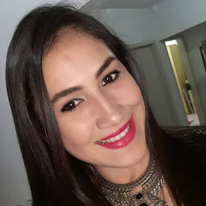 Meet your Posher, Aline